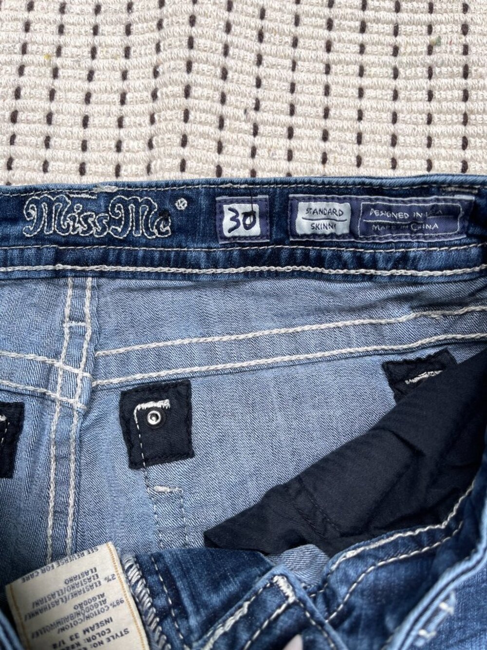 Miss Me Standard Skinny Mid Rise Button Pocket Jeans Size 30 Western - Picture 4 of 8